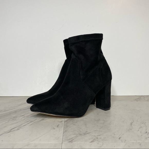 Catherine Malandrino Faux Suede Black Pointed Toe Bootie 9 - Picture 12 of 12